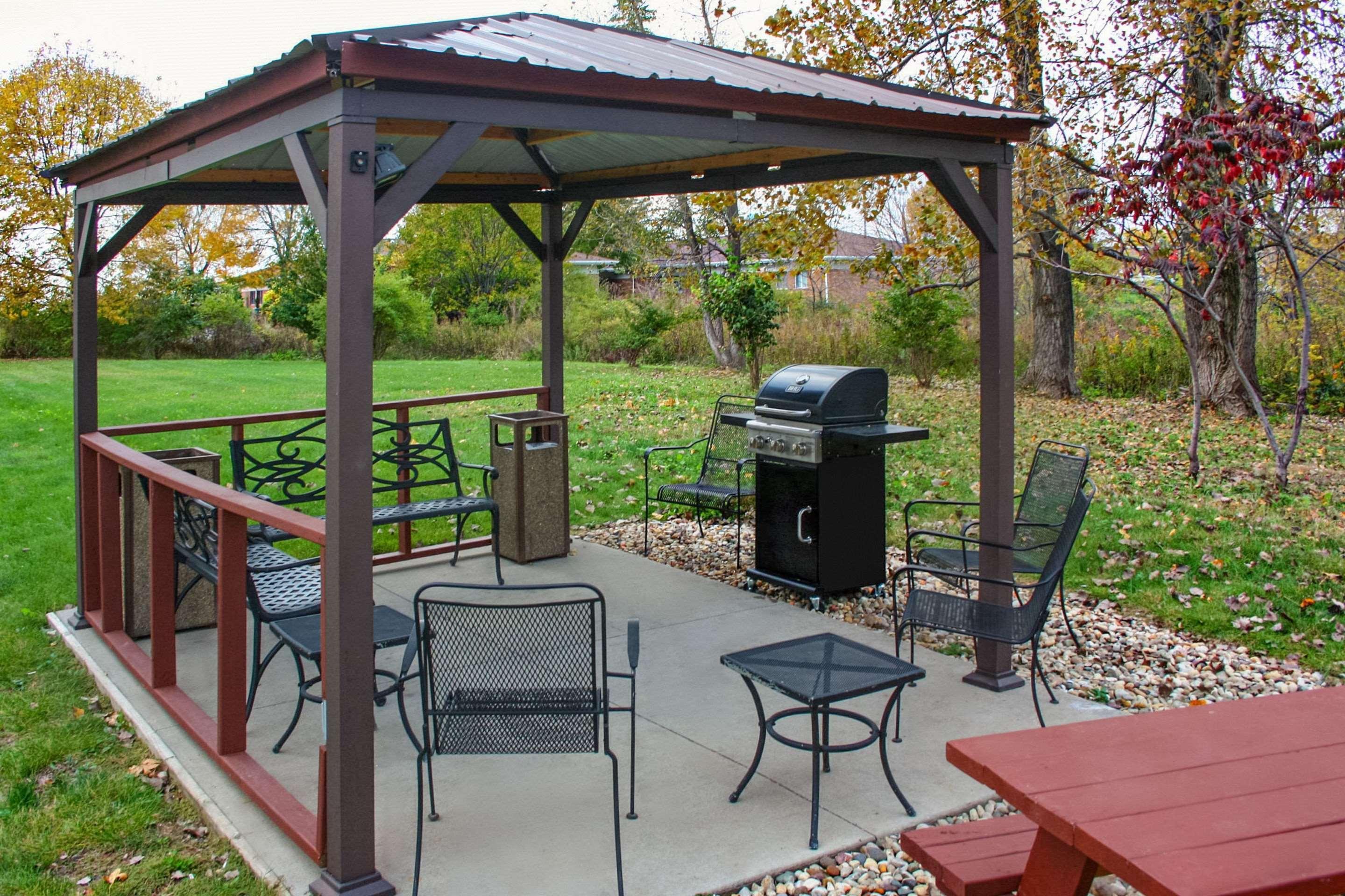 Mainstay Suites Coralville - Iowa City Exterior foto