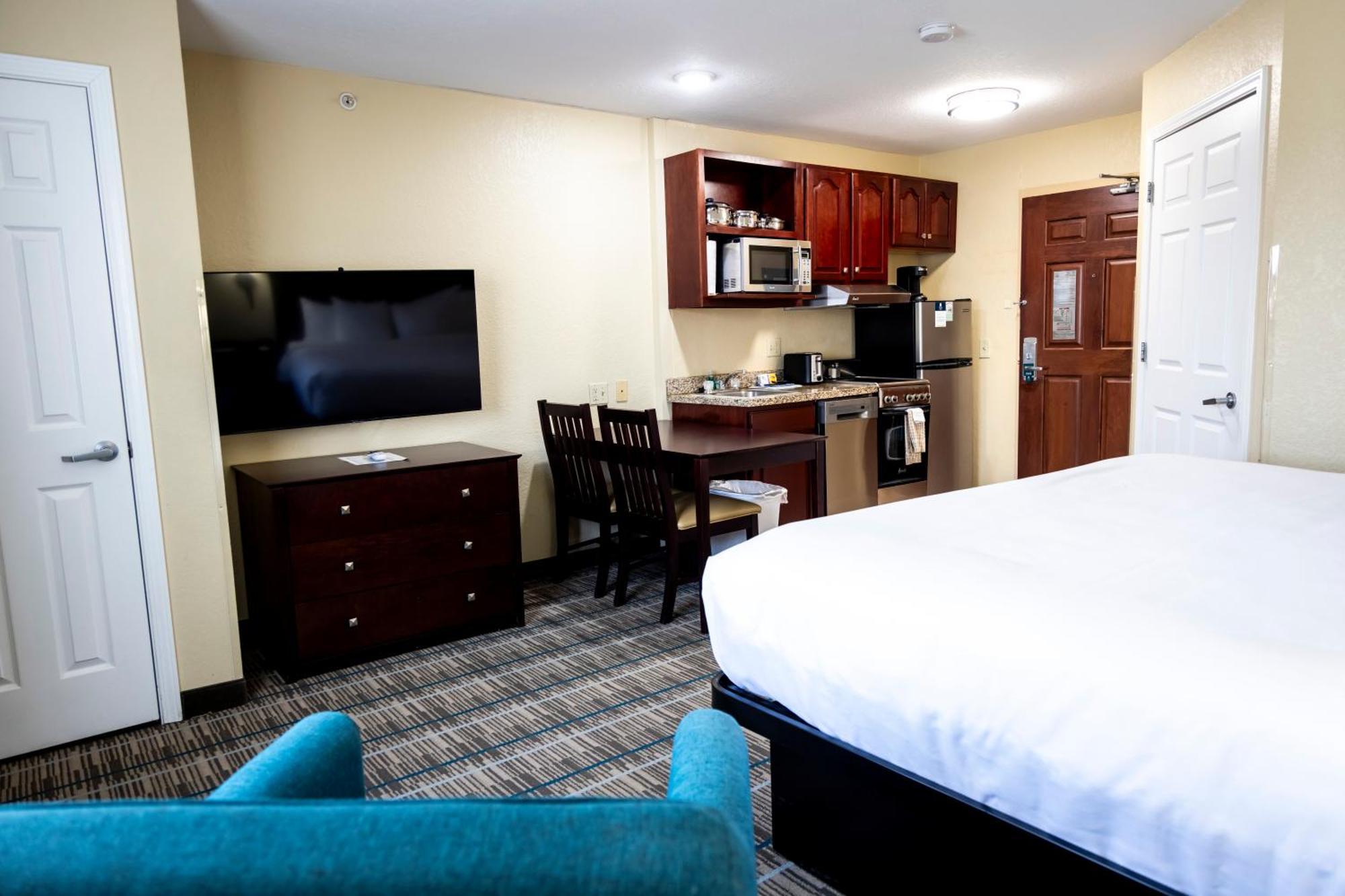 Mainstay Suites Coralville - Iowa City Exterior foto